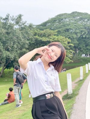 ครูภาษาจีน_หง